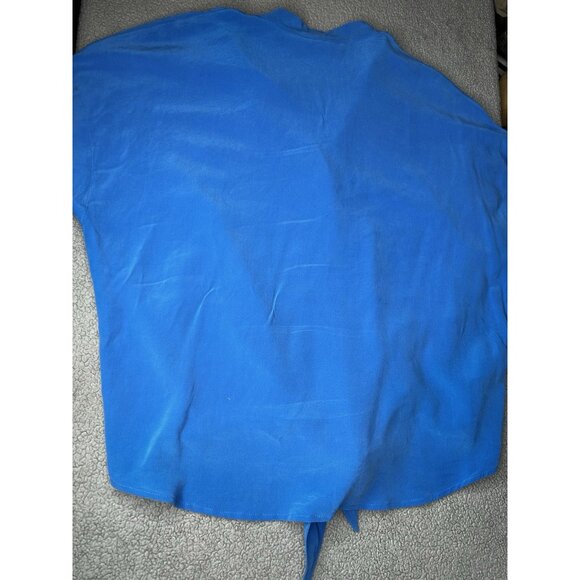 Tommy Bahama Shirt Womens Medium Blue Silk Button Up Tie Front Doman Sleeve - Picture 2 of 10